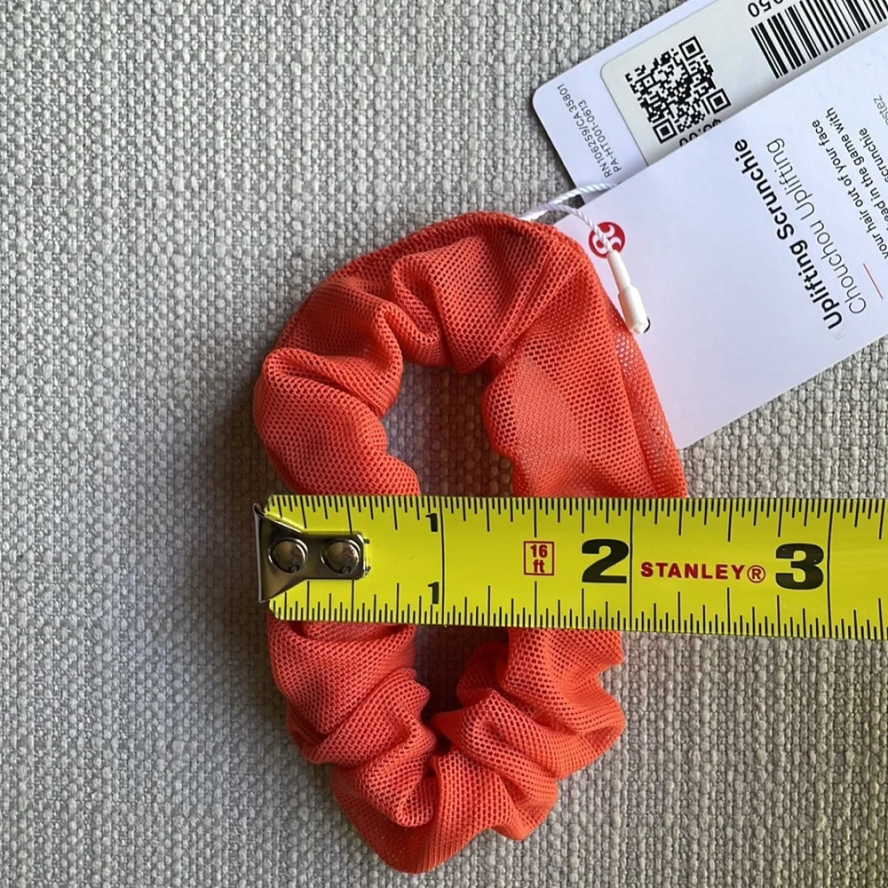 Lululemon Uplifting scrunchie - BRIK one size